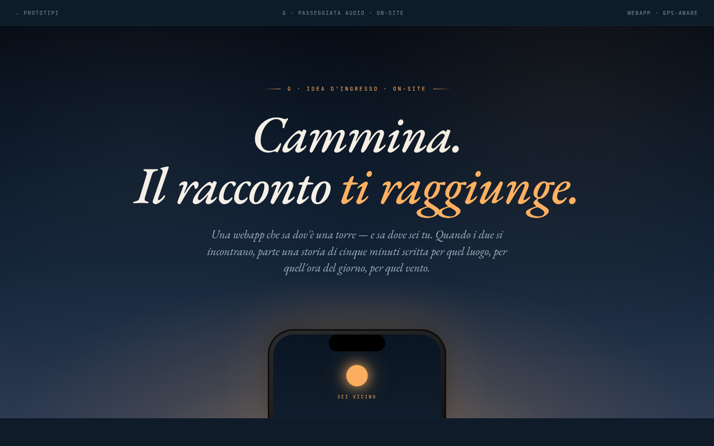Passeggiata audio — pagina prodotto stile Apple con iPhone sticky e racconto